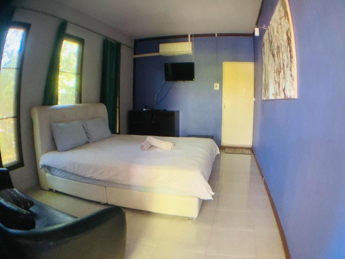 Moon River Resort Phimai 外观 照片