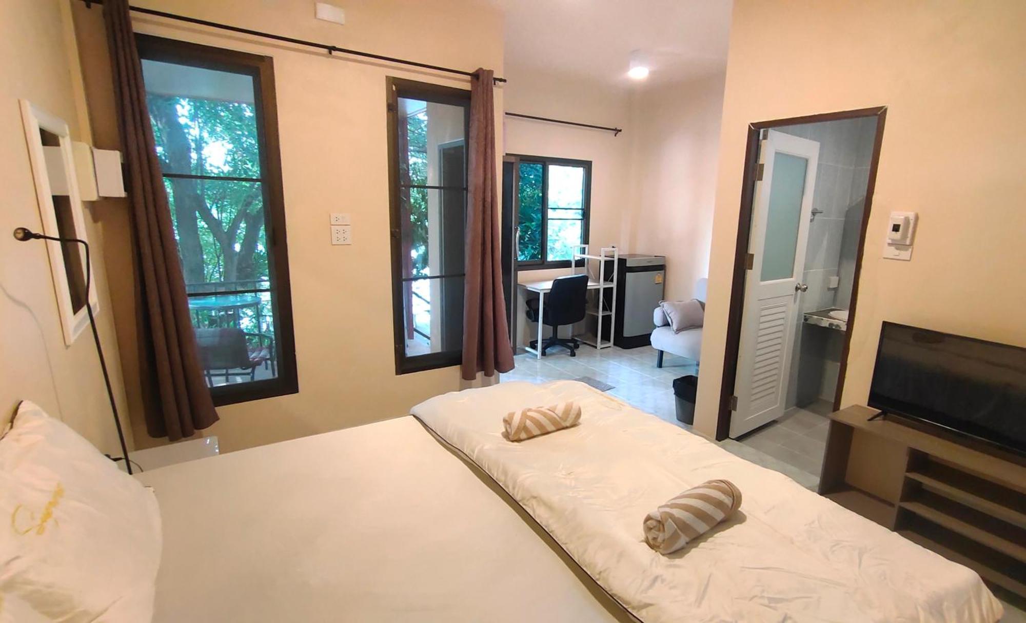 Moon River Resort Phimai 外观 照片